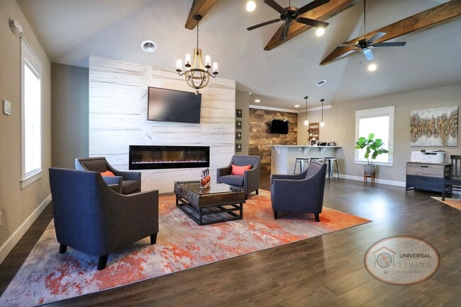 Clubhouse Lounge