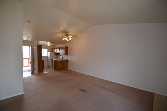 Photo - Clean, Bright upstairs Banyan Hollow Condo w/ central A/C! Unit 202