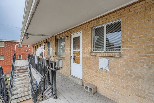 Photo - 257 E Powers Ave Unit 7