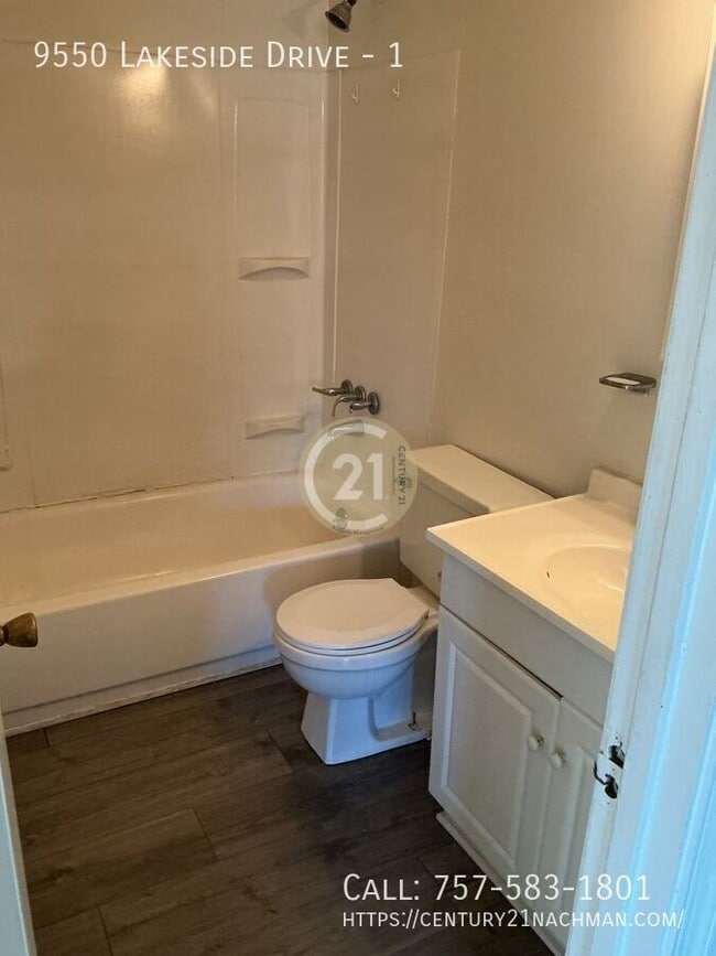 Photo - 9550 Lakeside Dr Unidad 1