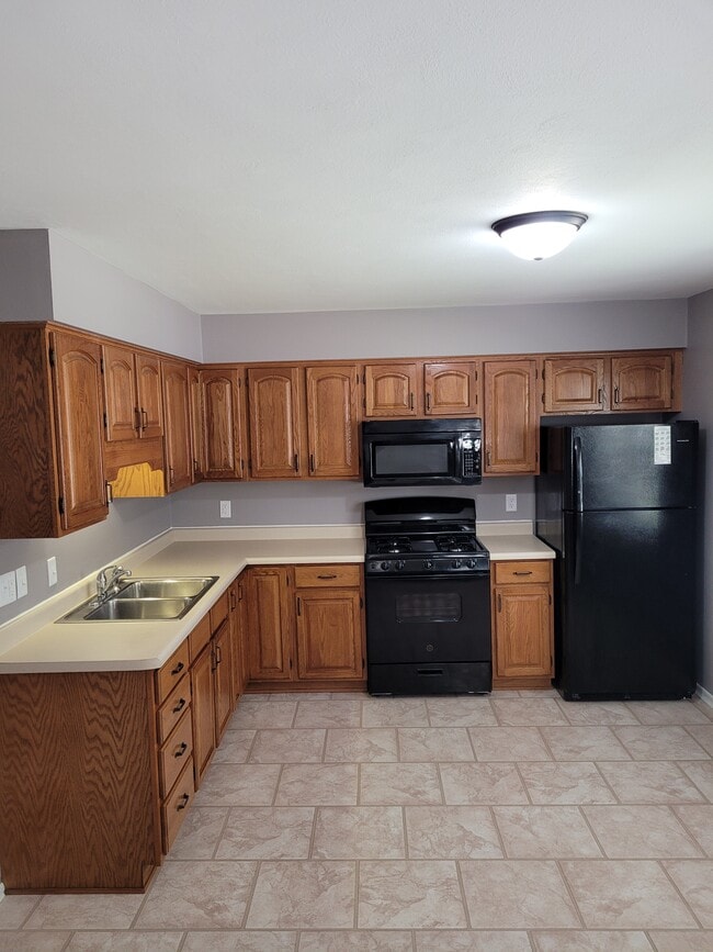 Photo - 2021 W 35th St