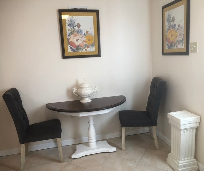 BREAKFAST AREA - 2401 General Pershing St Unit 1st floor basement