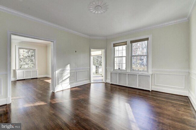 Photo - 4910 Hillbrook Ln NW