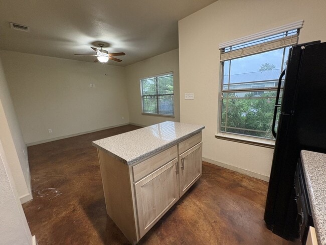 Photo - The Commons 1100-1200 W 16th St-18 Unit 18