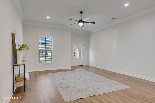 Photo - 102 Gilded Ln