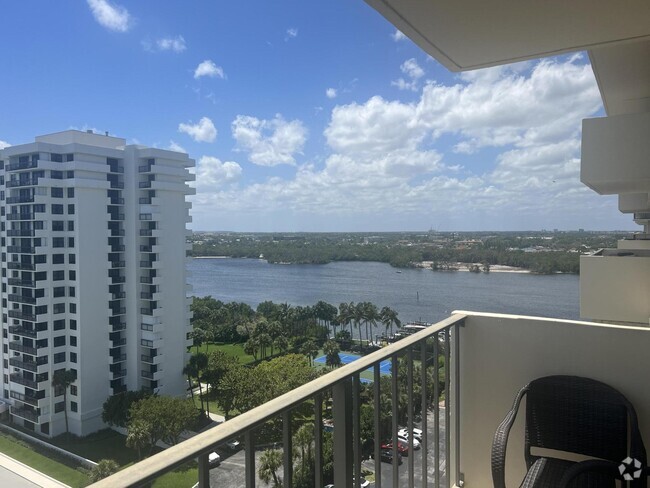 Building Photo - 2121 N Ocean Blvd Unit 1405e Rental