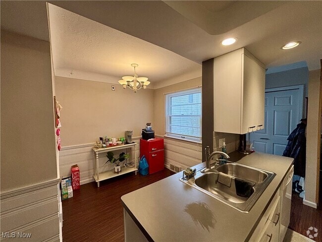 Building Photo - 4385 Baintree Rd Rental