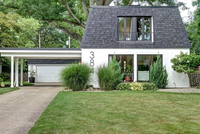 Photo - 384 Bradley Rd House