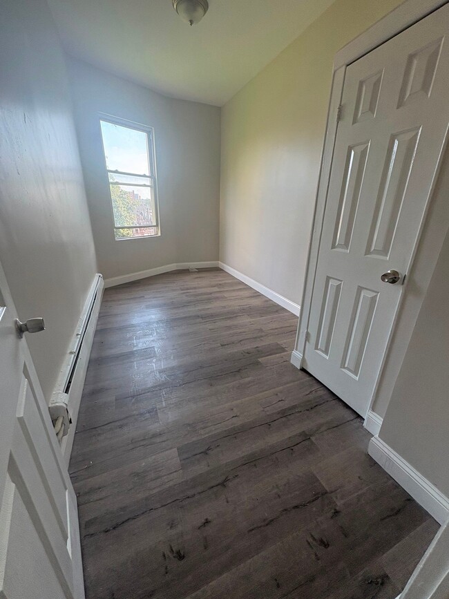 142 Buena Vista Ave Unit 2