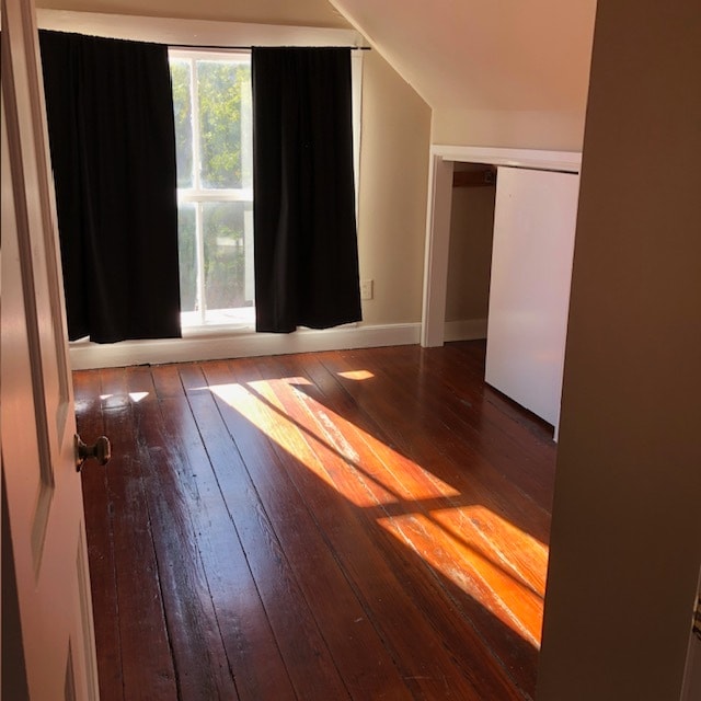 Bedrm #1 - 119 Smith St Unit 4