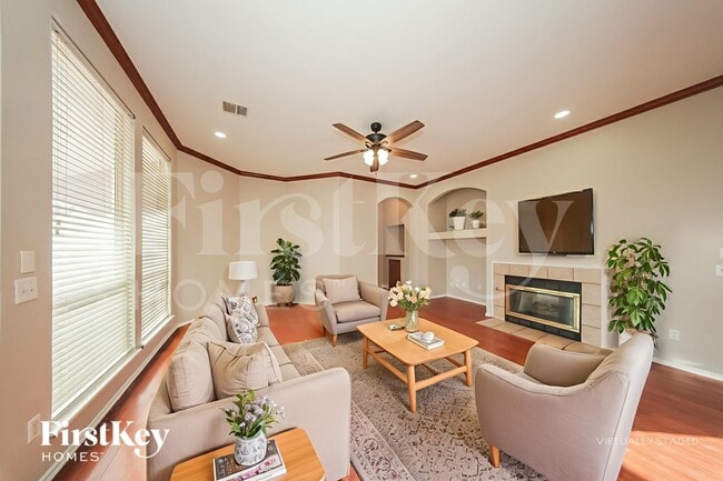 Photo - 12533 Youngs Pl