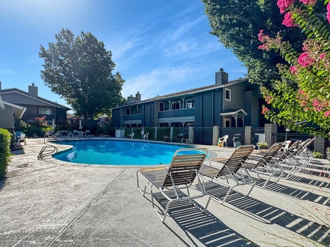 Photo - Darling Townhome near Jenks with a Pool!