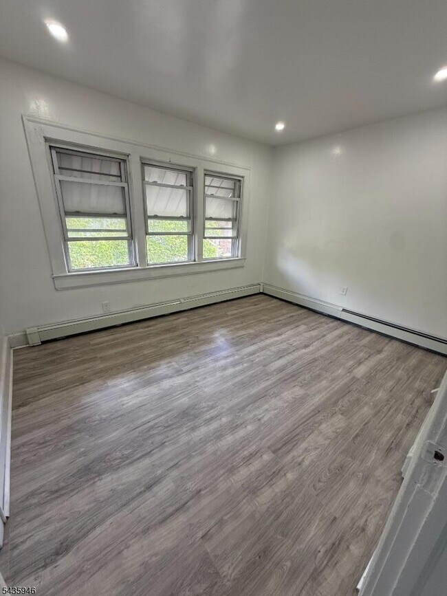 Photo - 85 Sunnyside Terrace Unit 3