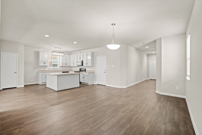 Photo - 5710 Esk River Trl