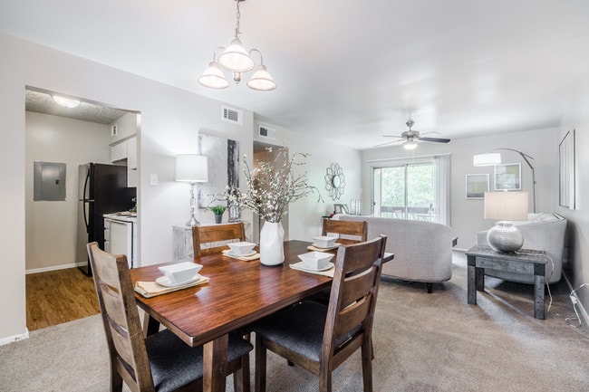 Photo - Eastwood Apartments