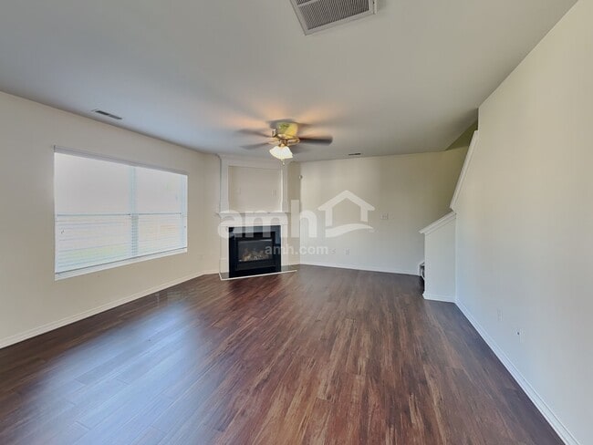 Photo - 1611 Rustic Arch Way