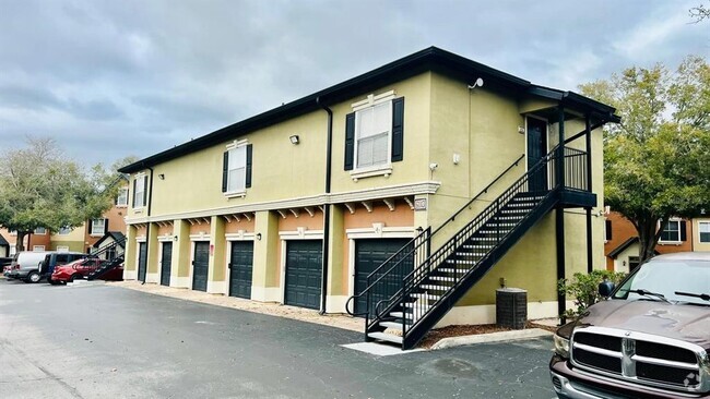 Building Photo - 6013 Westgate Dr Unit 2421 Rental