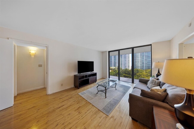 Photo - 18181 NE 31st Ct Unit 804