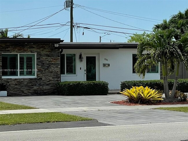 Building Photo - 4161 SW 102nd Ave Rental