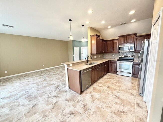 Photo - 8409 Chamberlain Pl