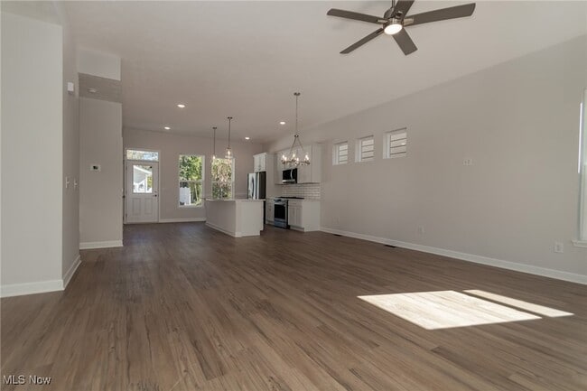 Photo - 2265 E 97th St