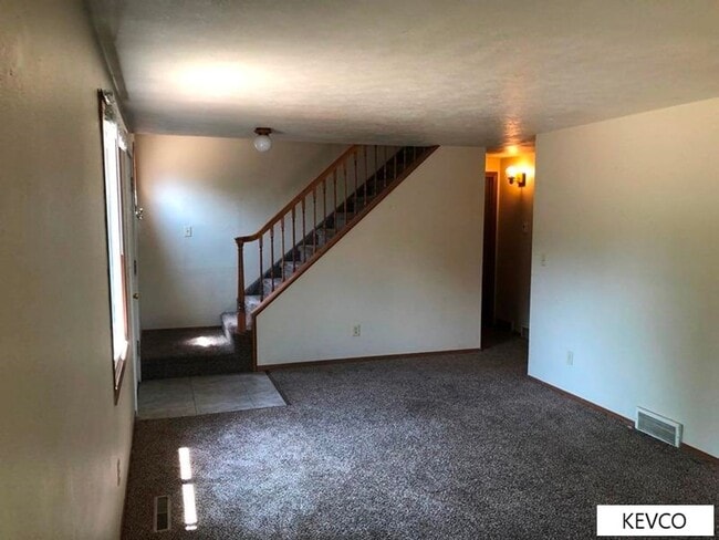 Photo - Charming Home in Beautiful Neighborhood by Park!