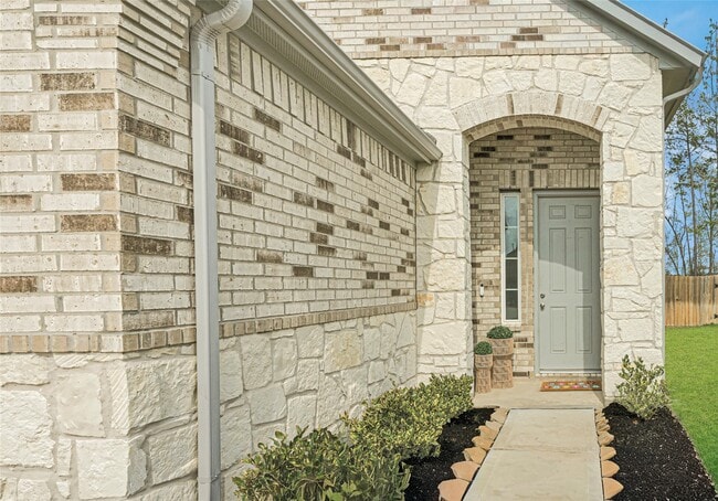 Photo - 30260 Kingston Heath Dr