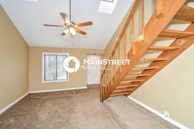 Photo - 3 Bedroom Pet-Friendly Home in Louisville,...