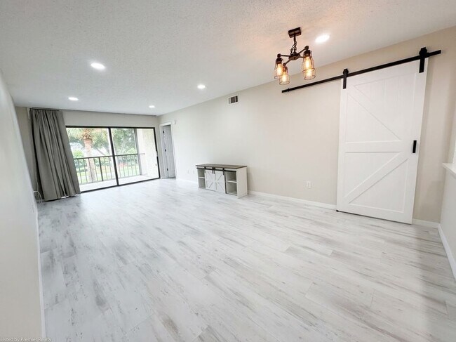 3457 Flossmoor Ave
