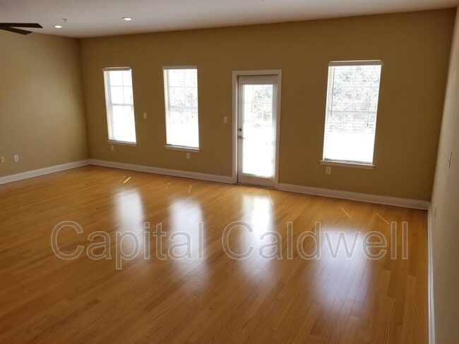 Photo - 4523 Legacy Park Dr