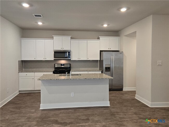 Photo - 1420 Parkwood