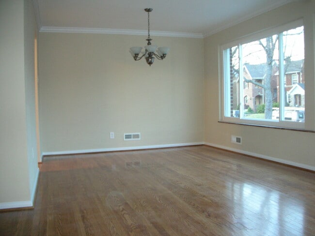Photo - 7128 Tulane Ave Unit 2nd Floor