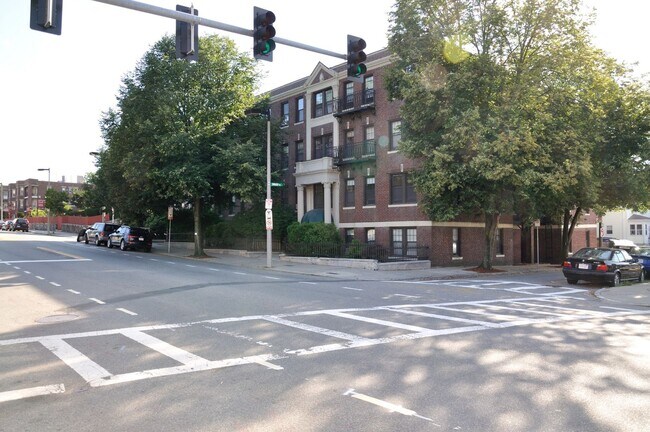 Photo - 2BR 1Bth unit. Heat/Hot Water included. Great location!