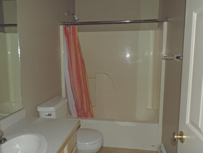 Photo - 308 Golden Valley Dr