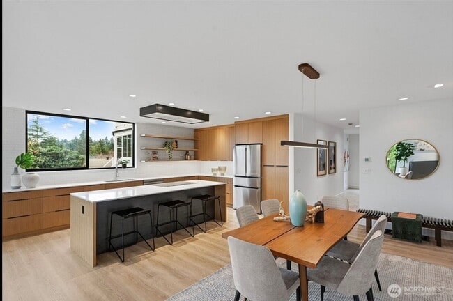 Photo - 9318 47th Ave SW