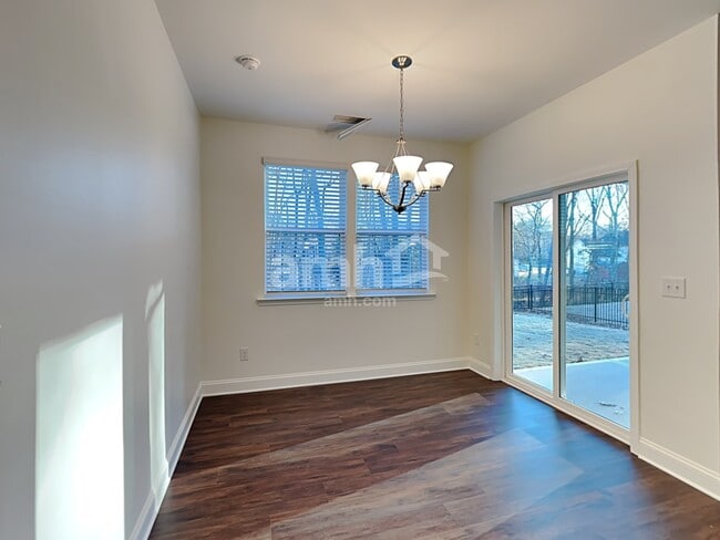 Photo - 7023 Garrett Ct