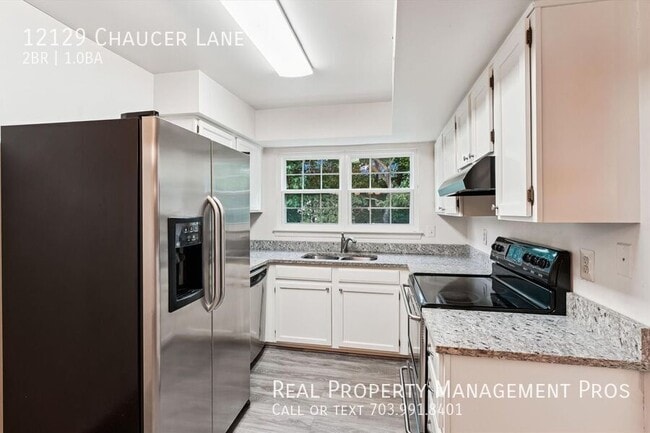 Photo - 12129 Chaucer Ln