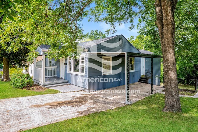 Photo - 5112 Avenue K