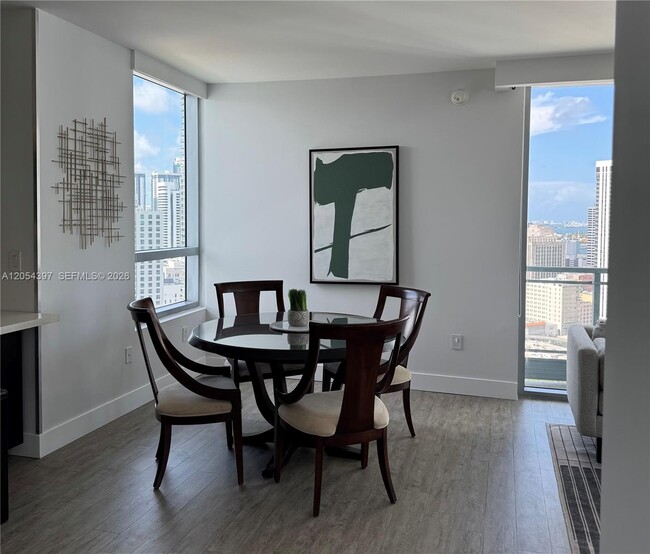 Photo - 90 SW 3rd St Unit 3004