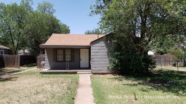 Photo - 2508 30th St