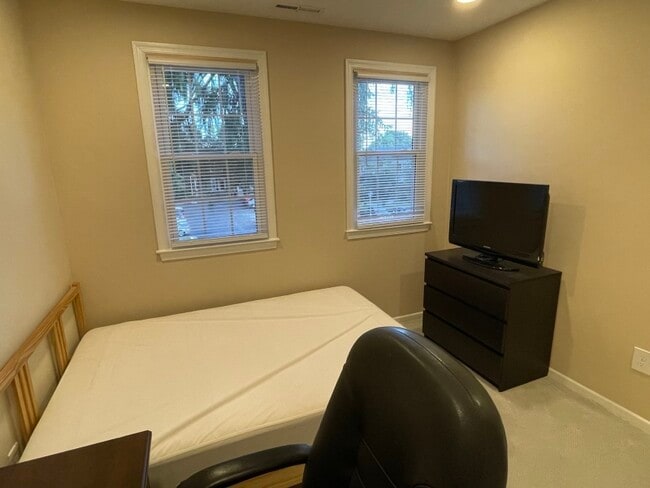 Photo - 10540 Assembly Dr