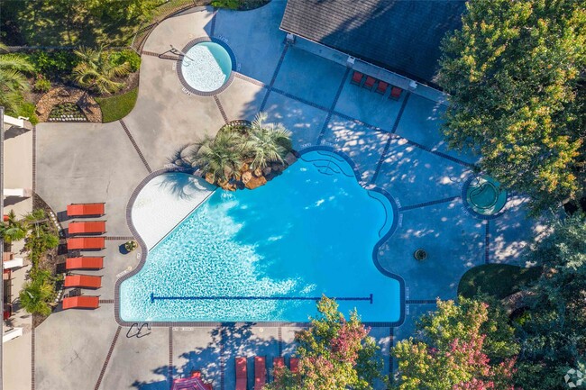 Building Photo - 2400 Spring Rain Dr