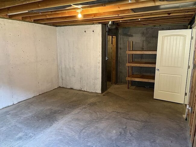 Photo - 1207 Aubreis Way