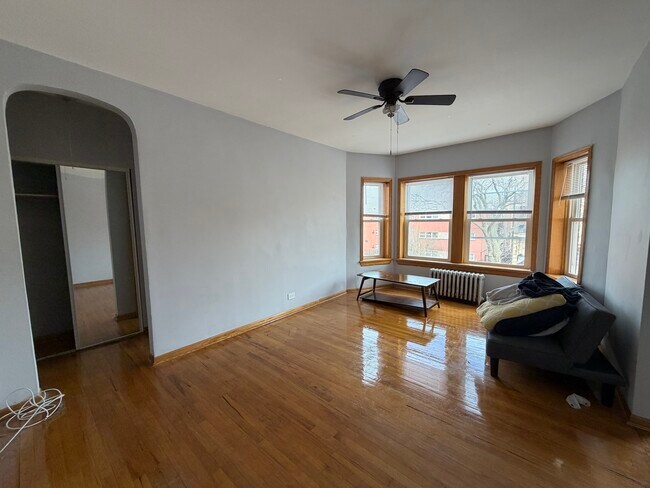 Photo - 6956 N Ashland Ave Unidad 302