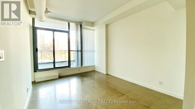 Photo - 510 King St E Unit 607