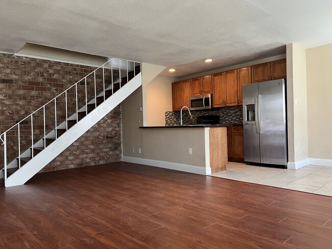 Building Photo - 4141 Apostolo Cir Unit 3