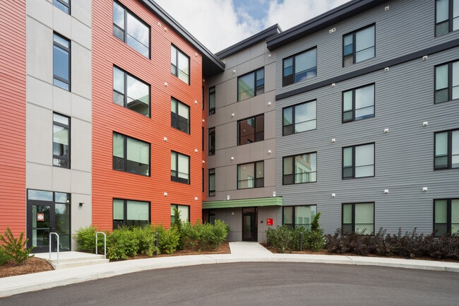 Photo - 303 Market St