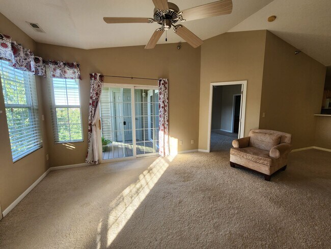 Photo - 1311 SE University Ave Unit 203