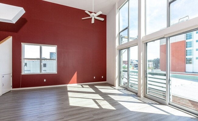 Photo - Outside Portfolio Unit 49 Zoe Street #12