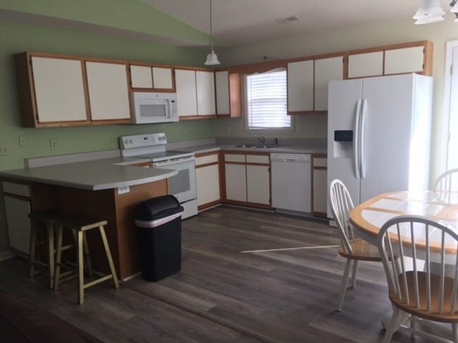 Photo - 422 Holly St